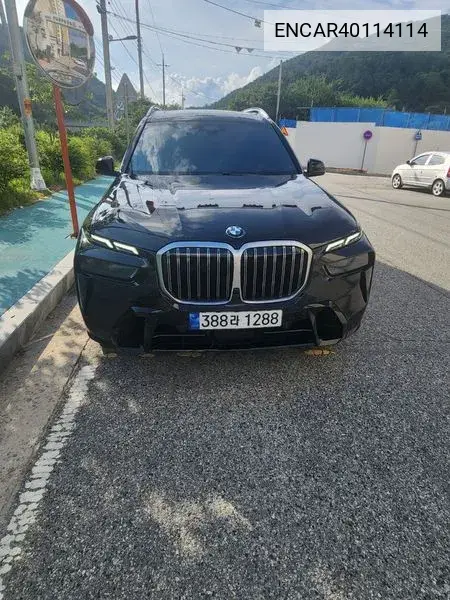 BMW X7 2023 года выпуска