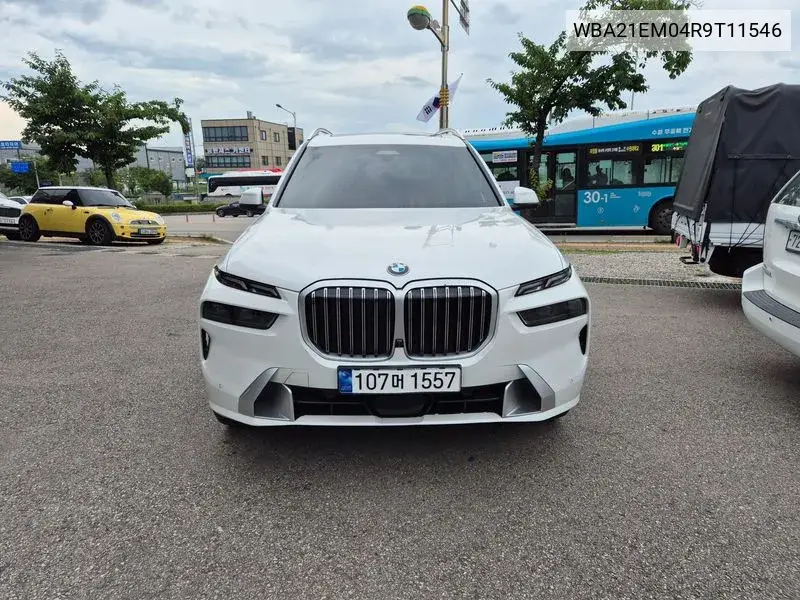 BMW X7 2023 года выпуска