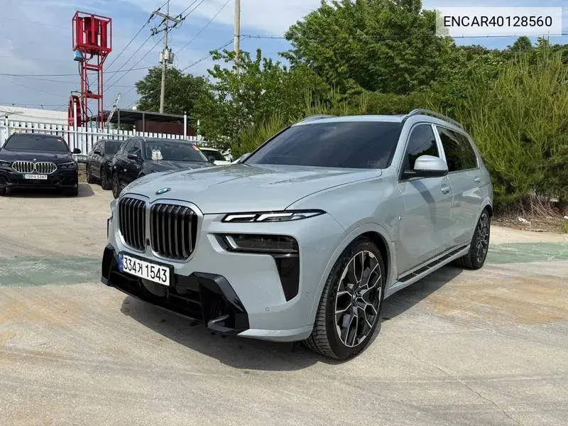 BMW X7 2023 года выпуска