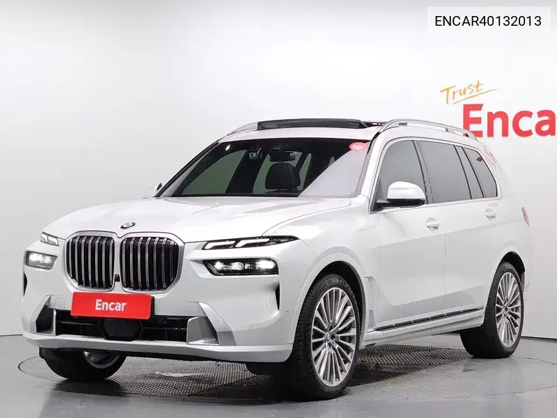 BMW X7 2023 года выпуска