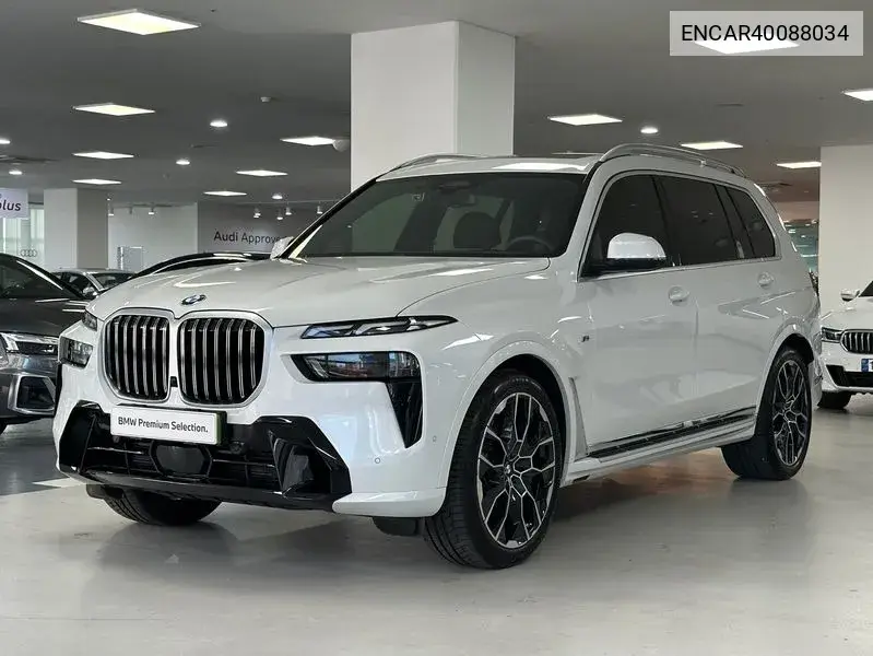 BMW X7 2024 года выпуска