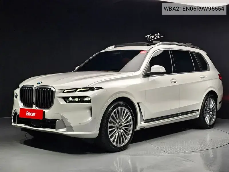 BMW X7 2024 года выпуска