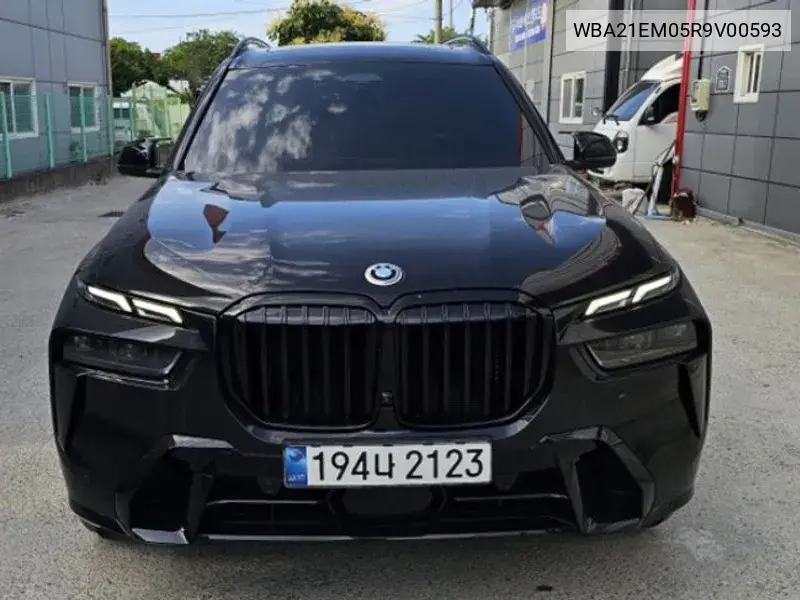 BMW X7 2024 года выпуска