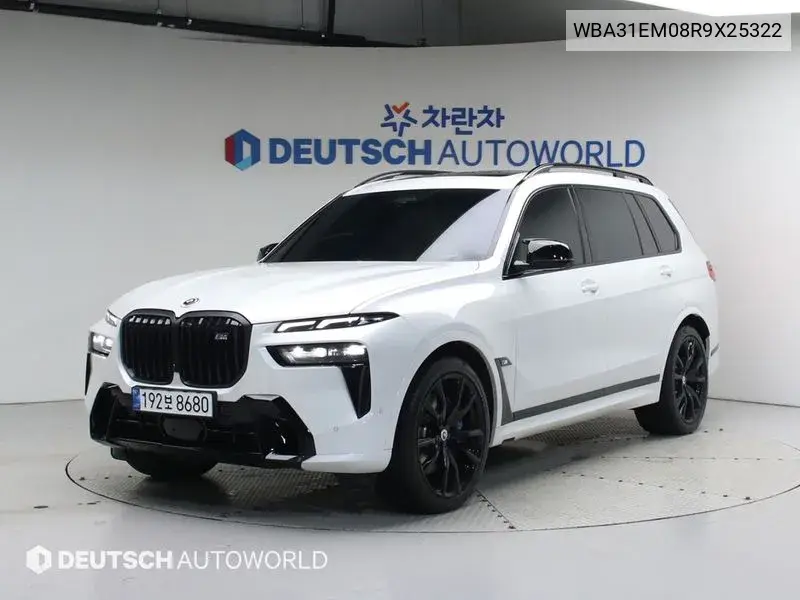 BMW X7 2024 года выпуска