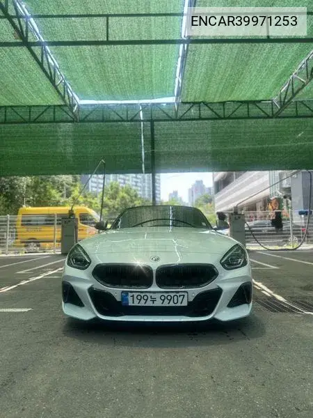 BMW Z4 2022 года выпуска