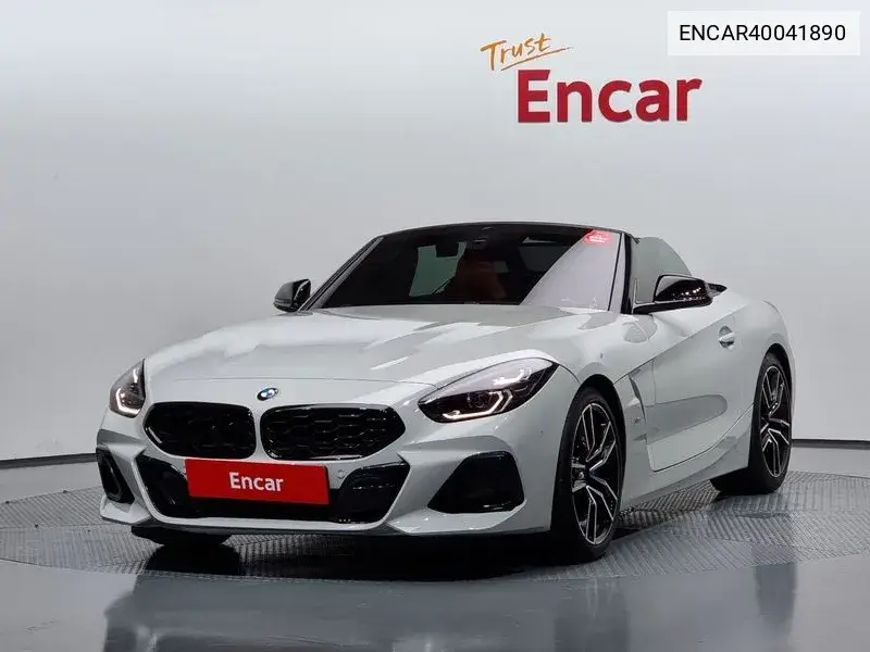 BMW Z4 2023 года выпуска
