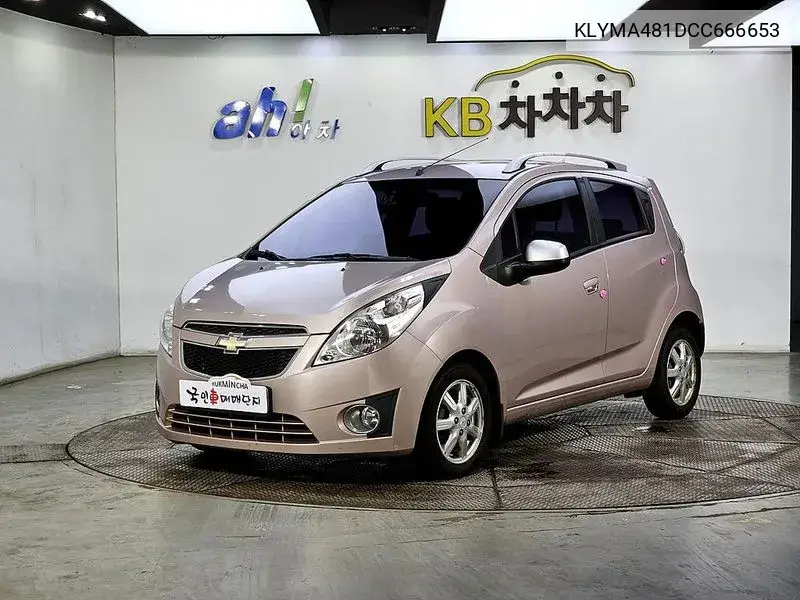 Chevrolet Spark 2012 года выпуска