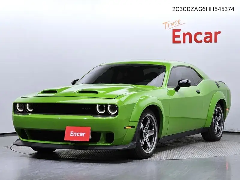 Dodge Challenger 2017 года выпуска