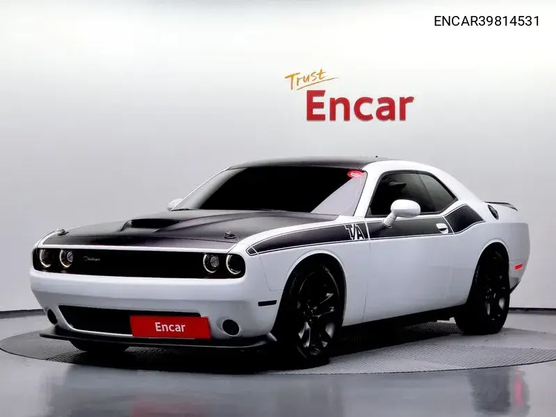 Dodge Challenger 2022 года выпуска