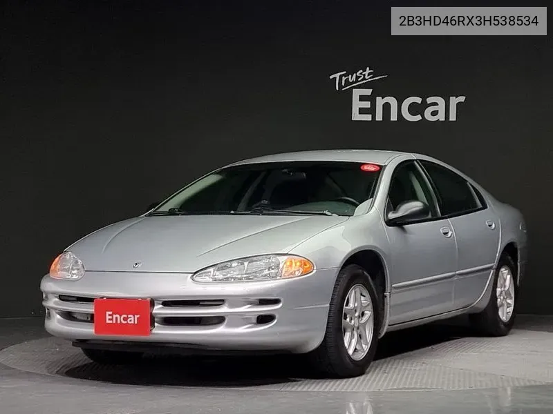Dodge Intrepid 2003 года выпуска