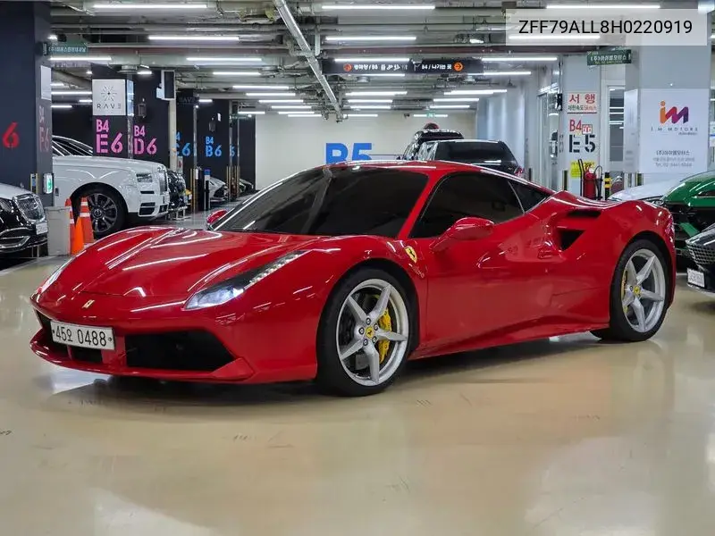 Ferrari 488 2016 года выпуска