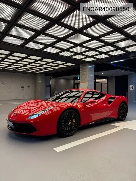 Ferrari 488 2016 года выпуска