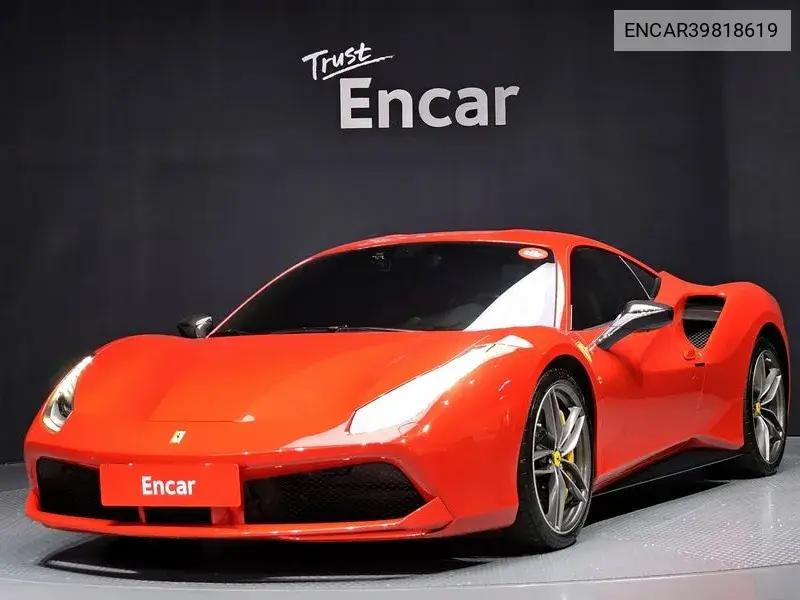 Ferrari 488 2018 года выпуска