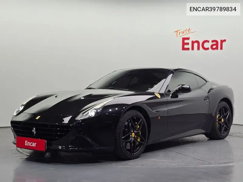 Ferrari California 2015 года выпуска