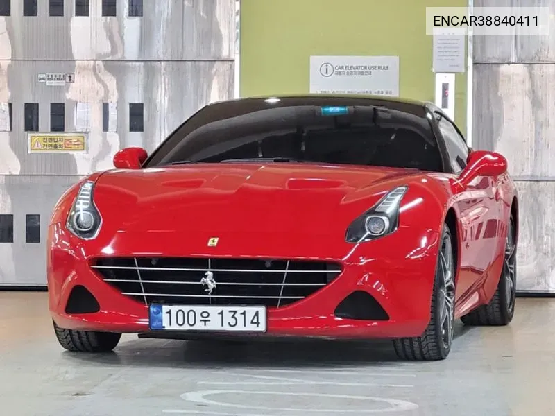 Ferrari California 2016 года выпуска