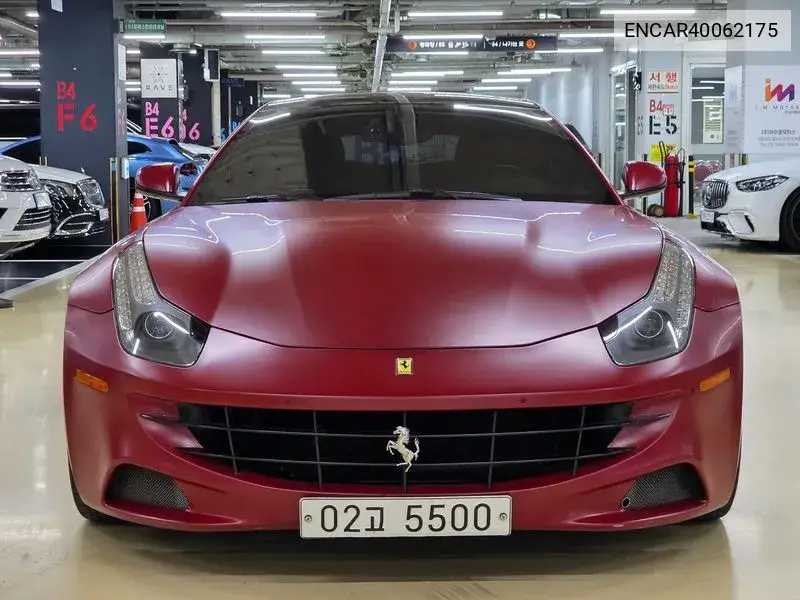 Ferrari FF 2012 года выпуска