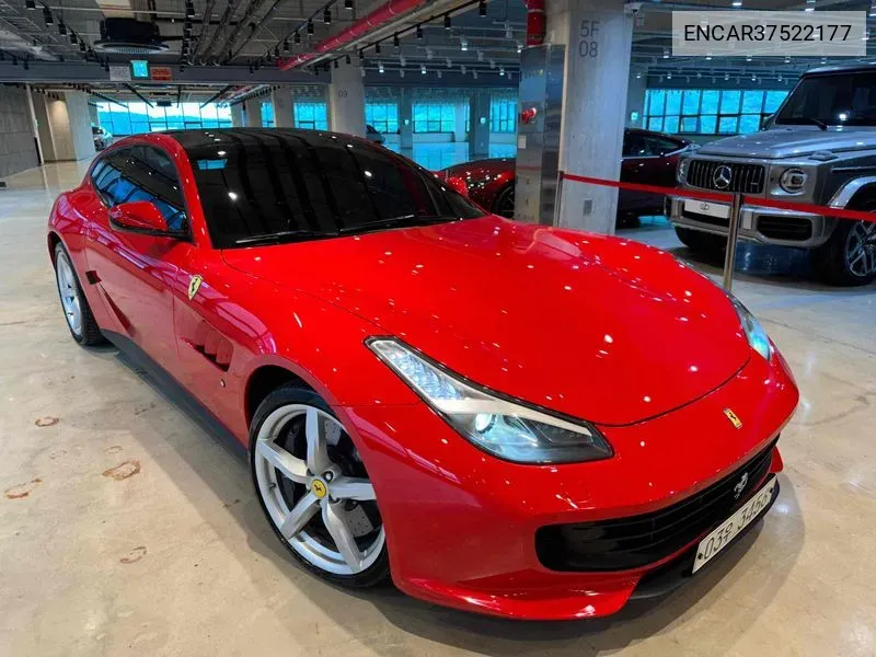 Ferrari GTC4Lusso 2018 года выпуска