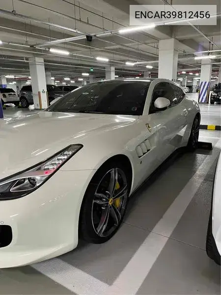 Ferrari GTC4Lusso 2019 года выпуска