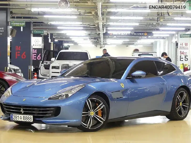 Ferrari GTC4Lusso 2019 года выпуска