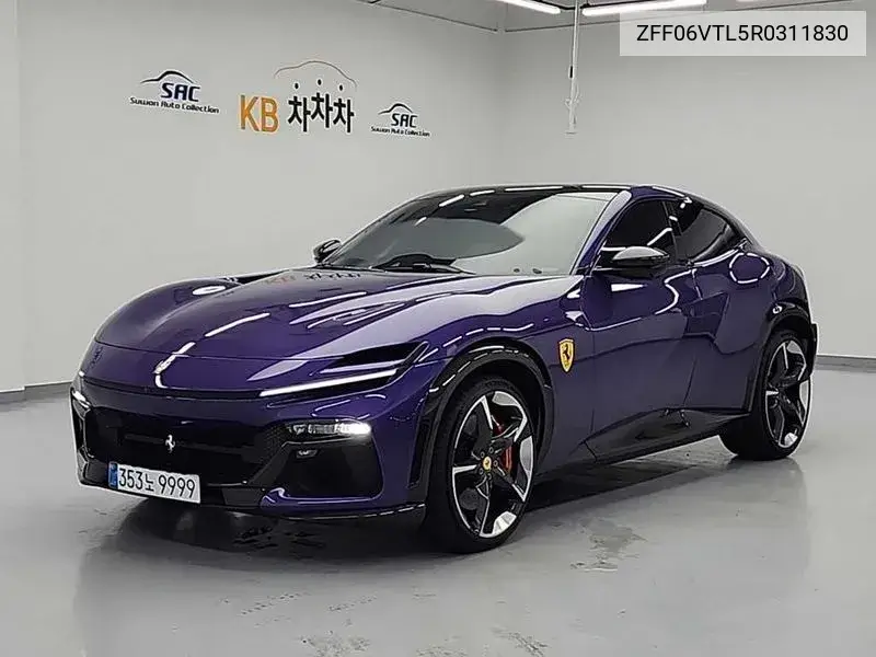 Ferrari Purosangue 2024 года выпуска