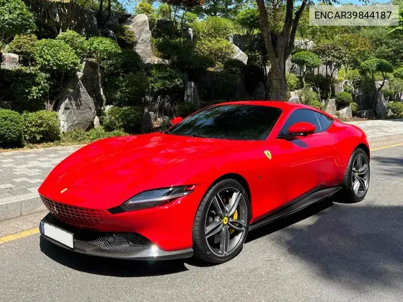 Ferrari Roma 2024 года выпуска