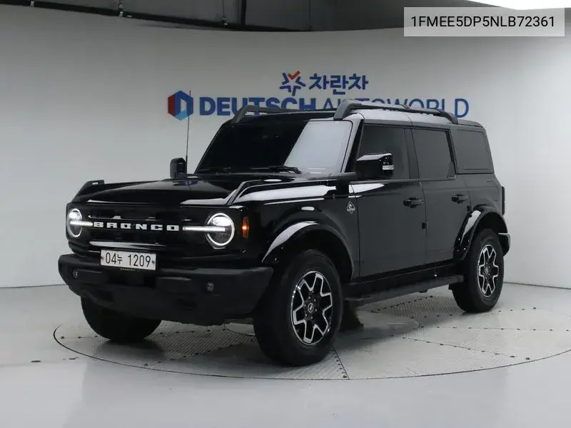 Ford Bronco 2022 года выпуска