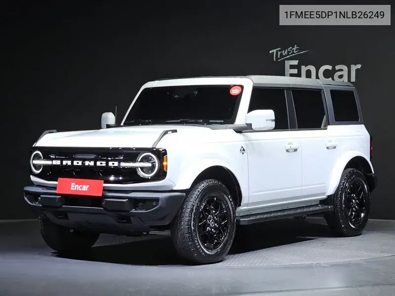 Ford Bronco 2022 года выпуска