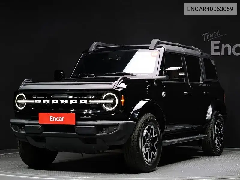Ford Bronco 2023 года выпуска