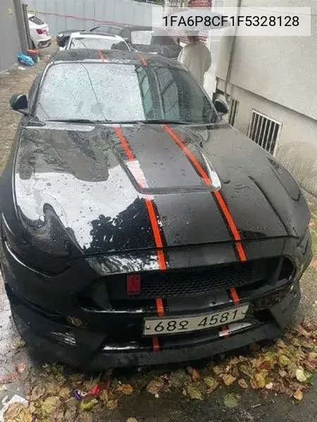 Ford Mustang 2015 года выпуска