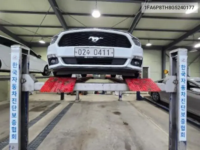 Ford Mustang 2016 года выпуска