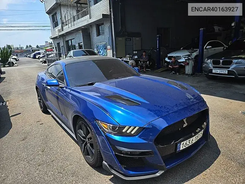 Ford Mustang 2017 года выпуска