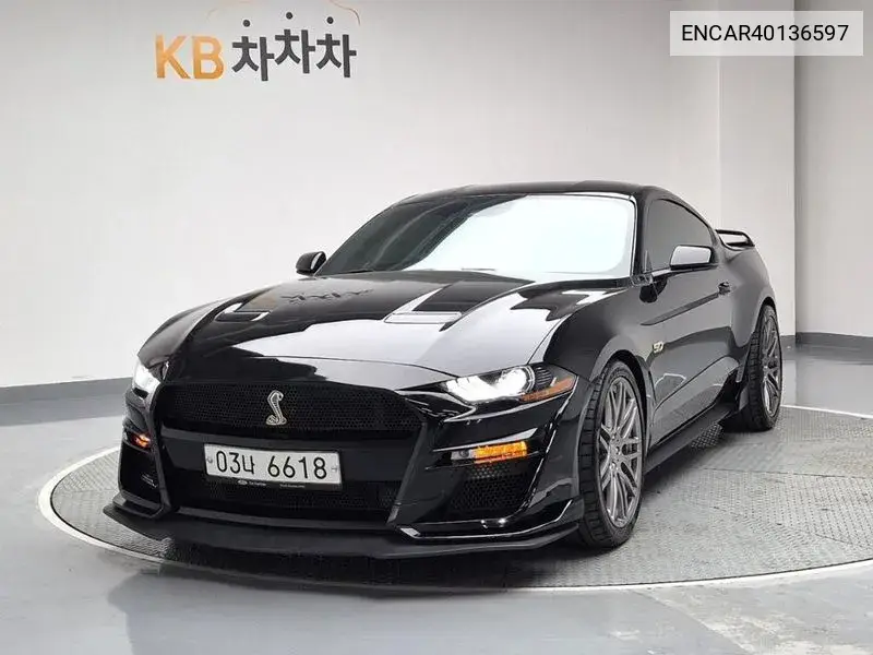 Ford Mustang 2018 года выпуска