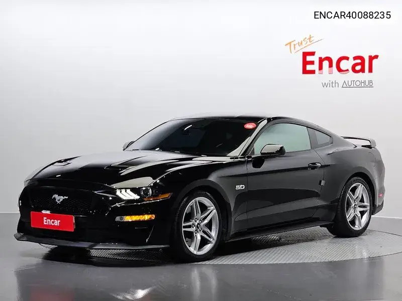 Ford Mustang 2020 года выпуска