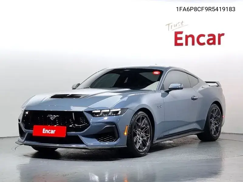 Ford Mustang 2024 года выпуска