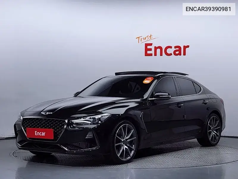 Genesis G70 2018 года выпуска