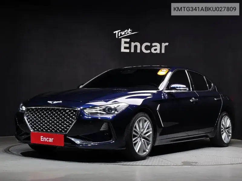 Genesis G70 2018 года выпуска