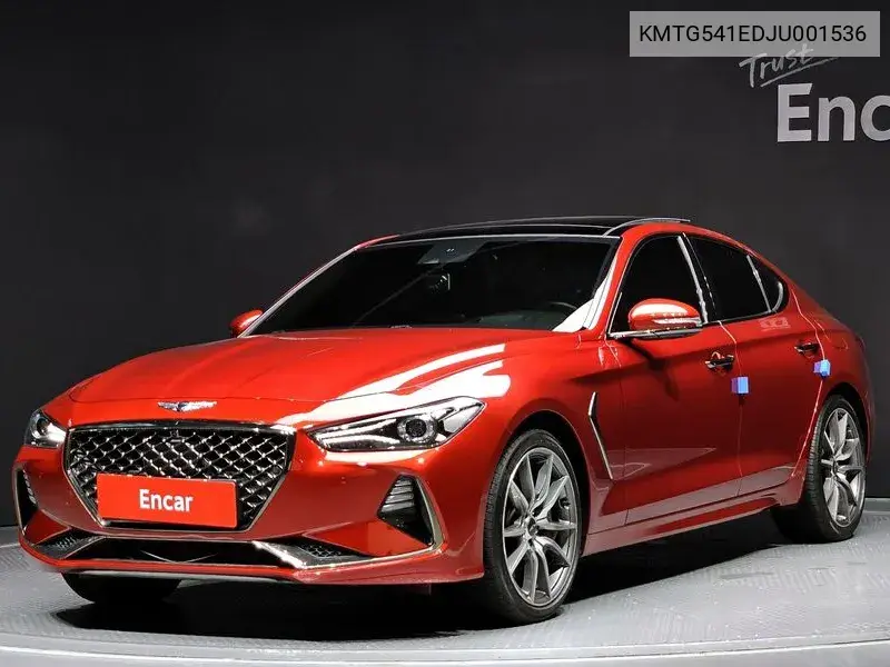 Genesis G70 2018 года выпуска