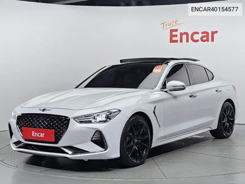 Genesis G70 2018 года выпуска