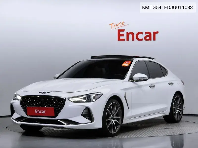 Genesis G70 2018 года выпуска