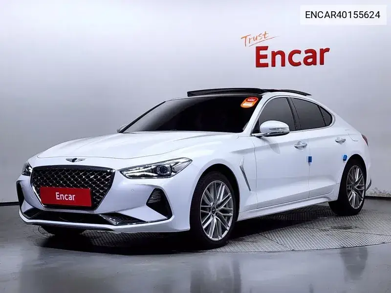 Genesis G70 2018 года выпуска