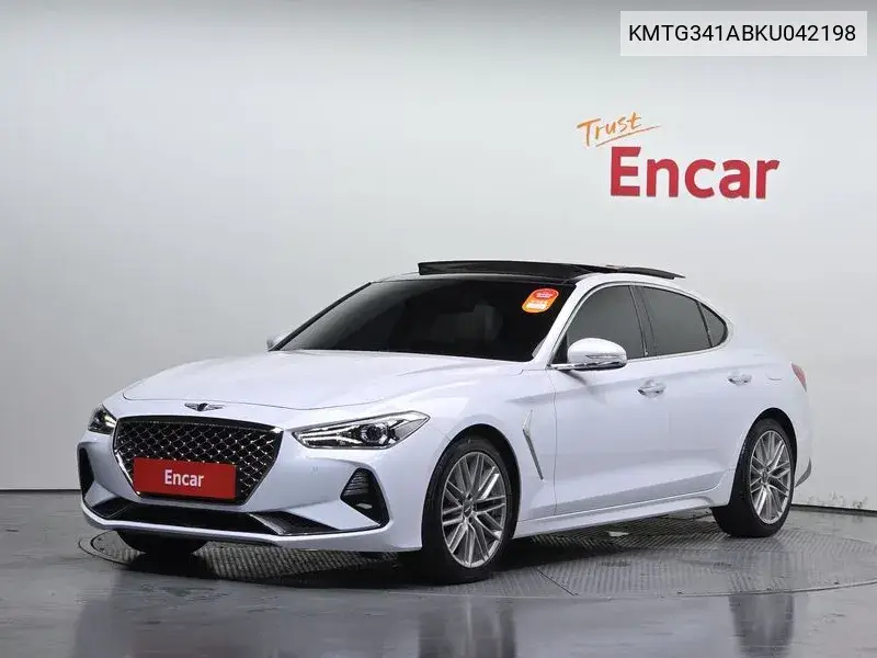 Genesis G70 2019 года выпуска