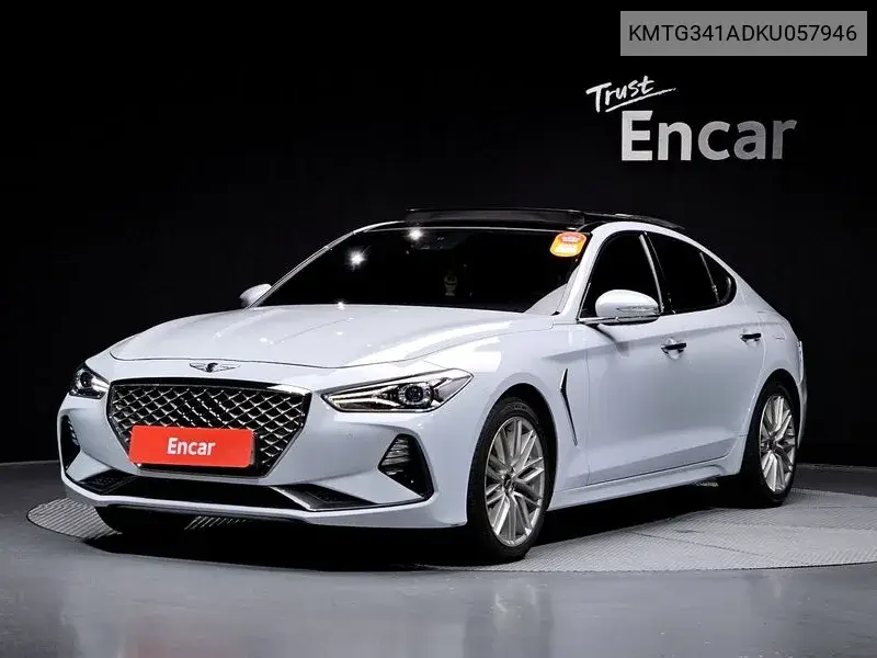 Genesis G70 2019 года выпуска