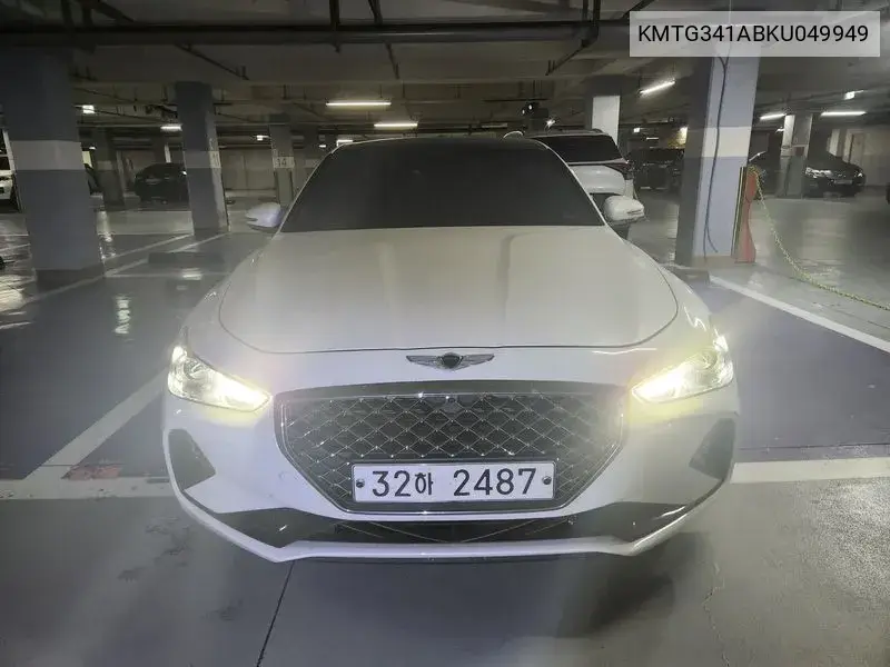 Genesis G70 2019 года выпуска