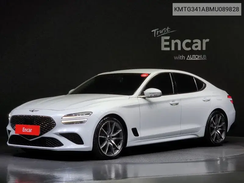 Genesis G70 2021 года выпуска