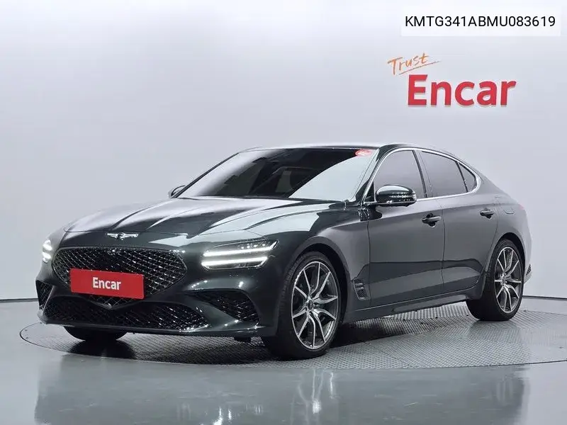 Genesis G70 2021 года выпуска
