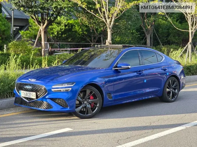 Genesis G70 2021 года выпуска