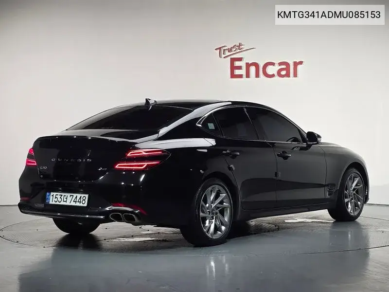 Genesis G70 2021 года выпуска