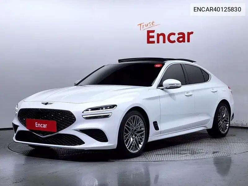 Genesis G70 2022 года выпуска