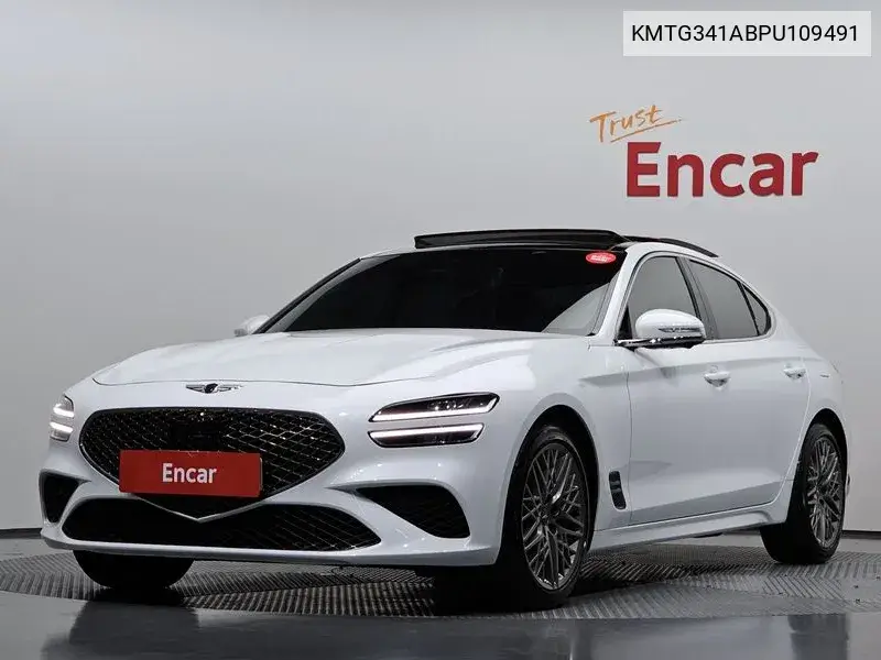 Genesis G70 2022 года выпуска