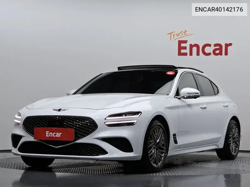 Genesis G70 2022 года выпуска